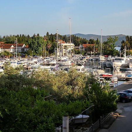 Pakovo Apartments Andrija Τίβατ Εξωτερικό φωτογραφία