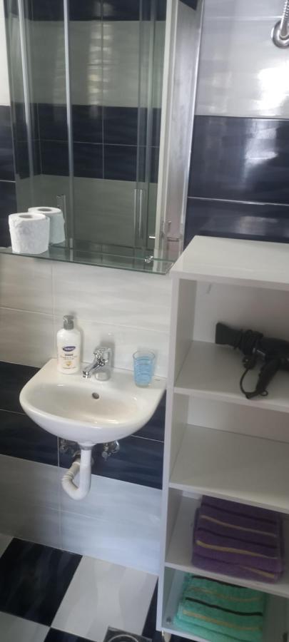 Pakovo Apartments Andrija Τίβατ Δωμάτιο φωτογραφία