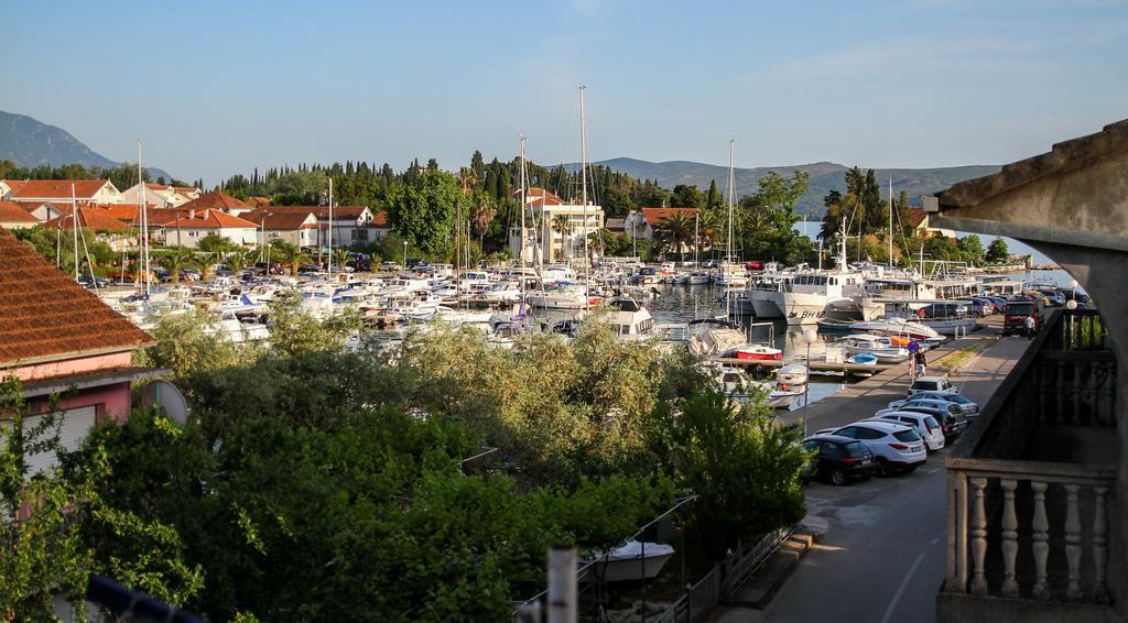 Pakovo Apartments Andrija Τίβατ Εξωτερικό φωτογραφία